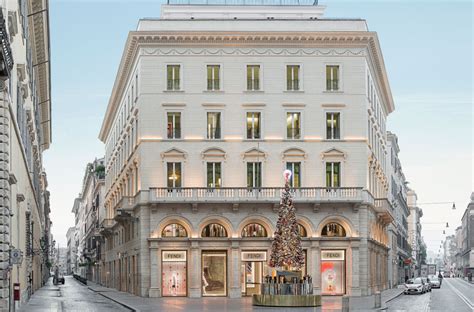 fendi restaurant rome|fendi store in rome.